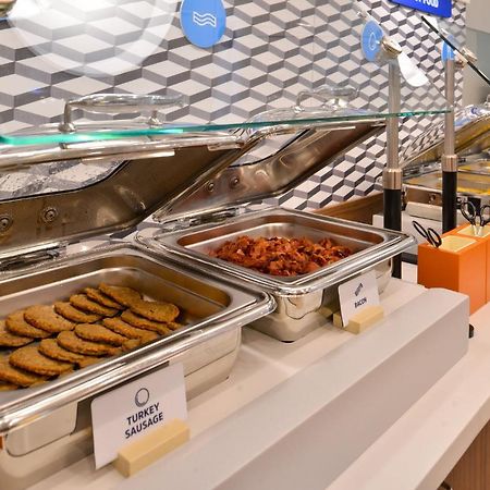 Holiday Inn Express - Cabot By Ihg מראה חיצוני תמונה